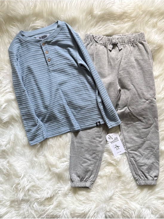 Other - Cute Joggers Set